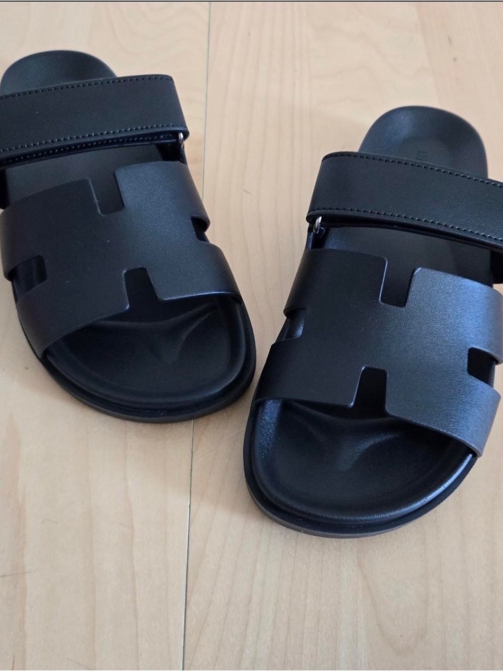 Hermes Black Leather H-Cut Slide Sandals for Men - Picture 3 of 5